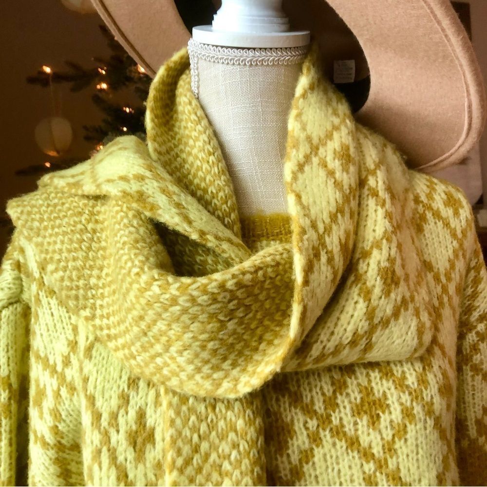 Anthro Set Maeve Sigfried Sweater and Scarf - Picture 10 of 12